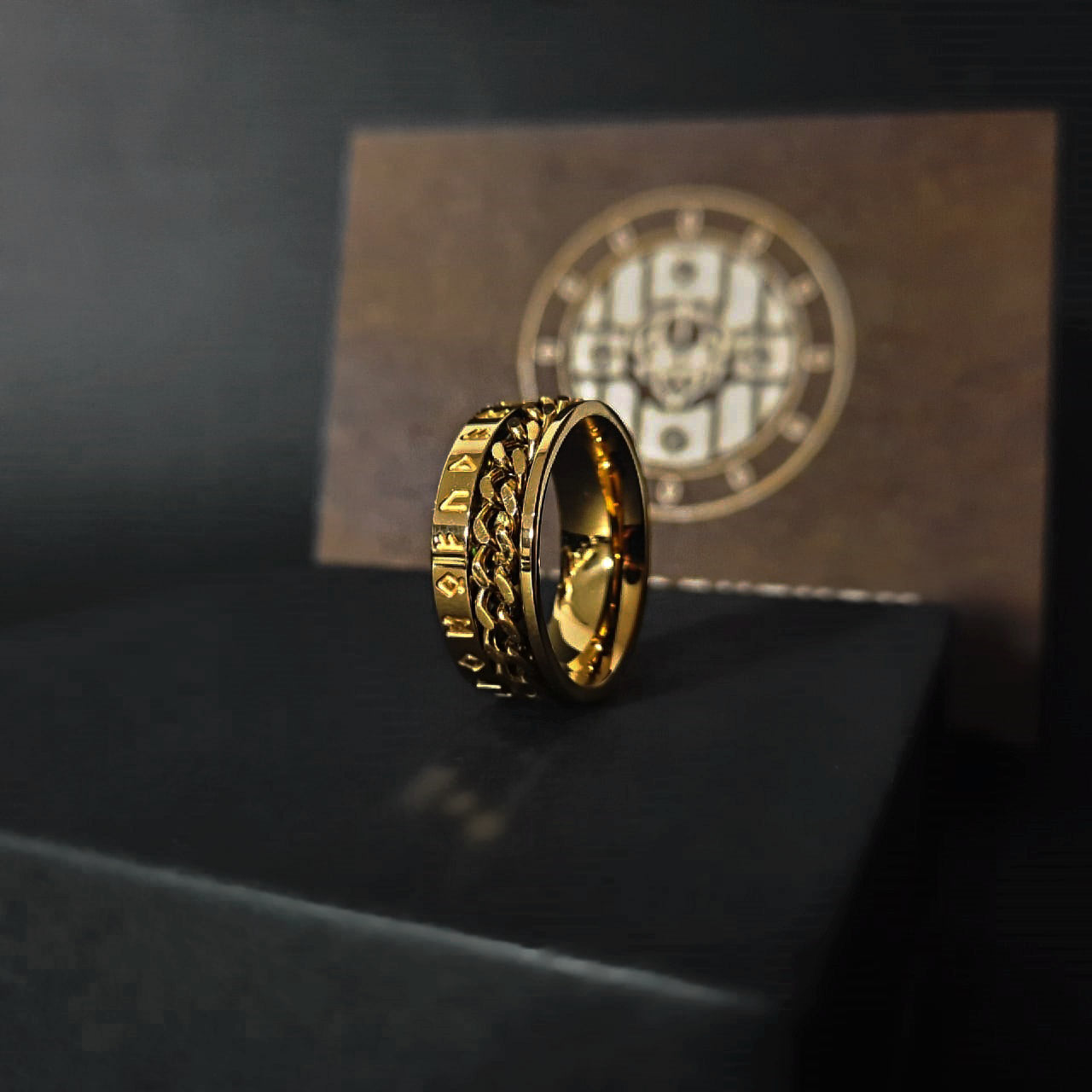Inel Runic Chain