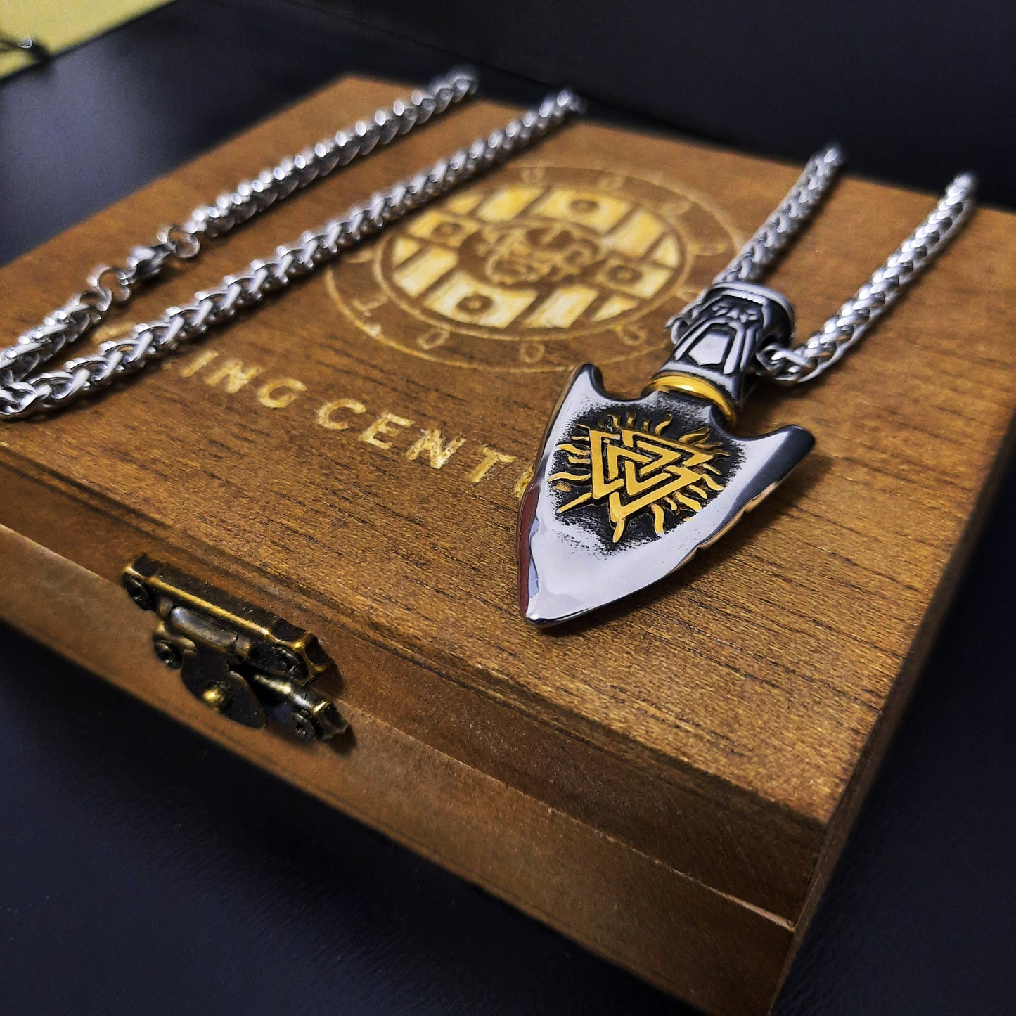 Colierul Odin's Arrow | Viking Century Romania