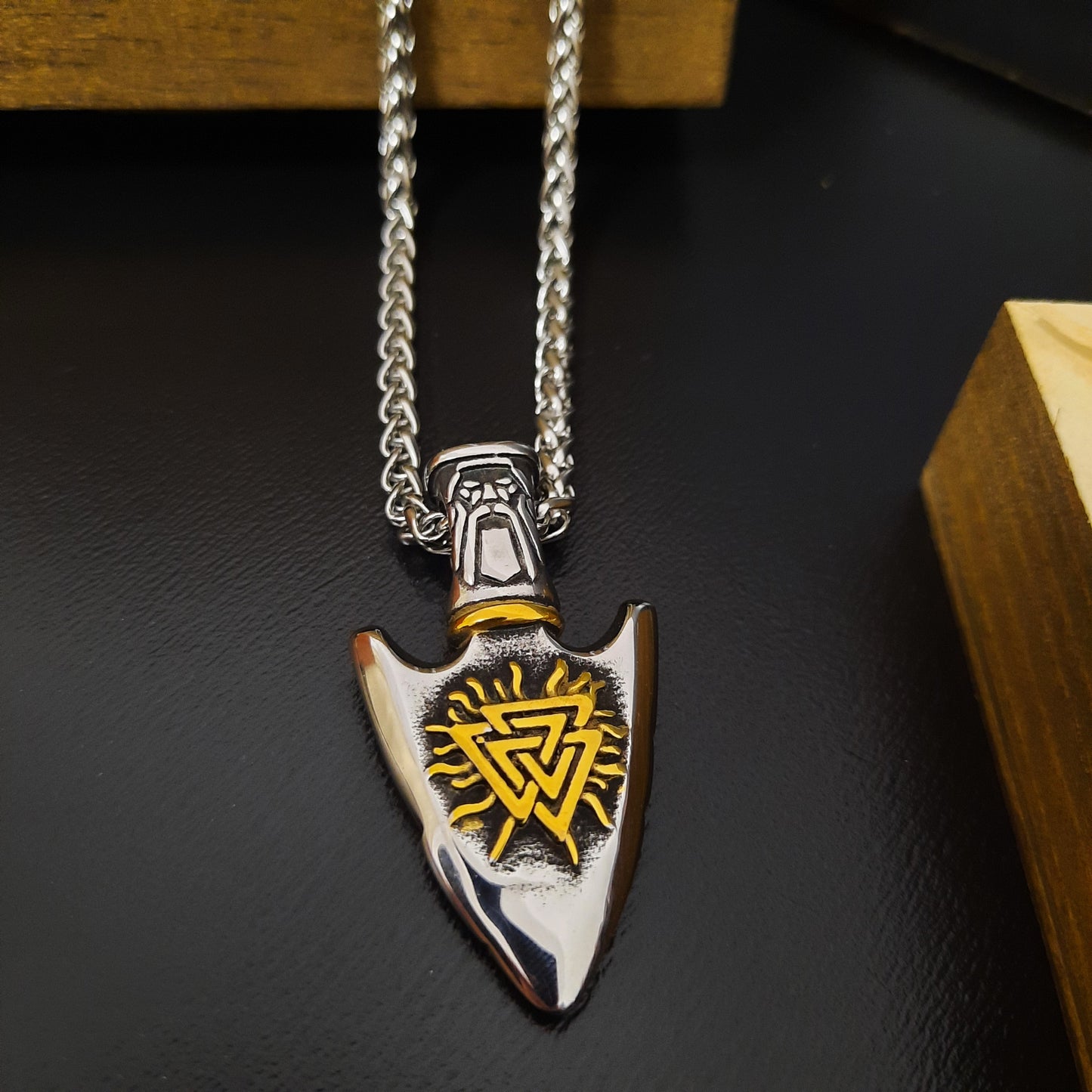 Colierul Odin's Arrow | Viking Century Romania