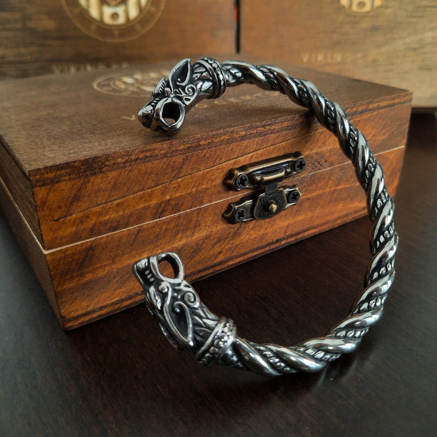 Bratara Lupul Sacru | Viking Century