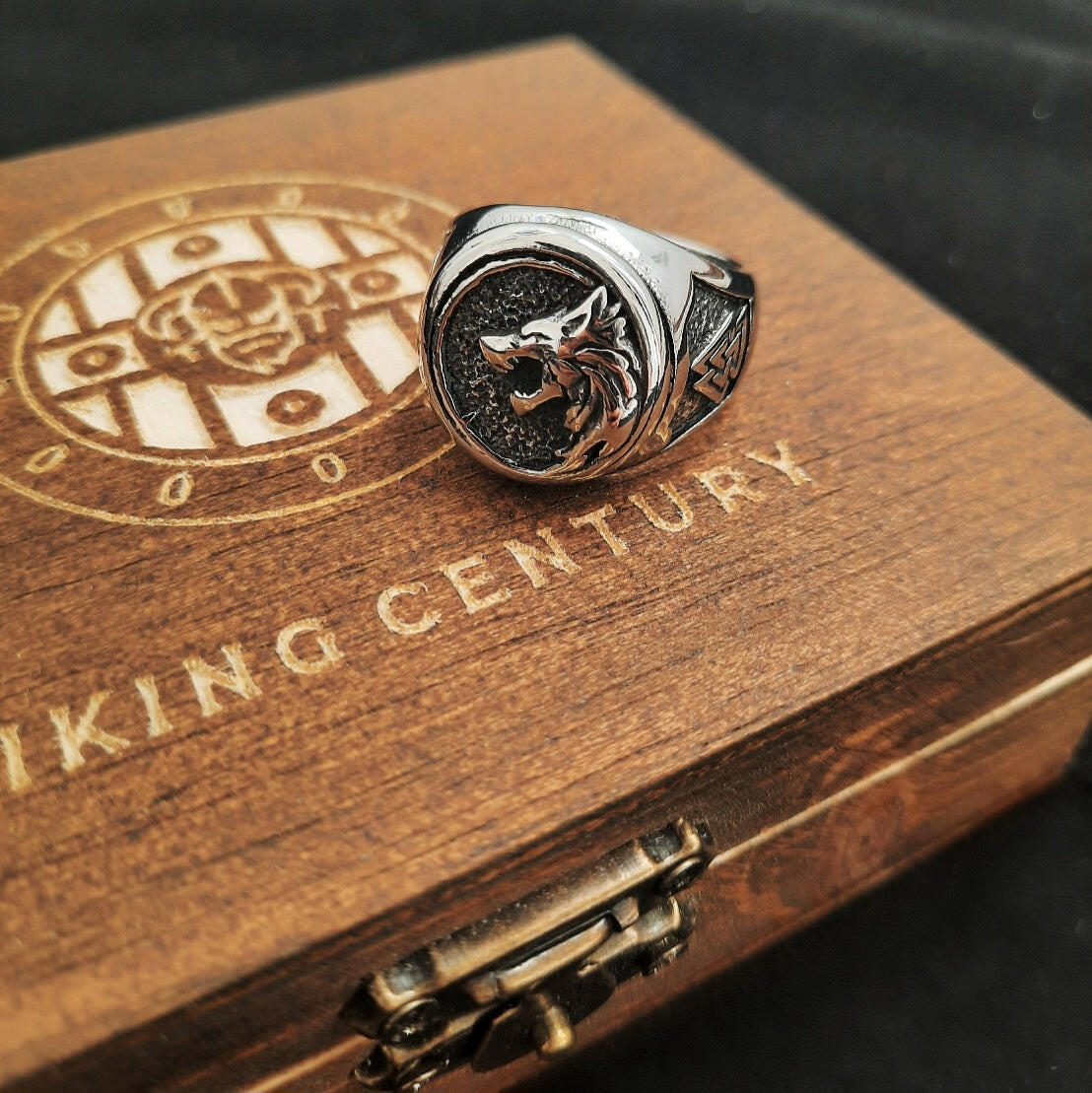 Inel Lupul de Otel | Viking Century