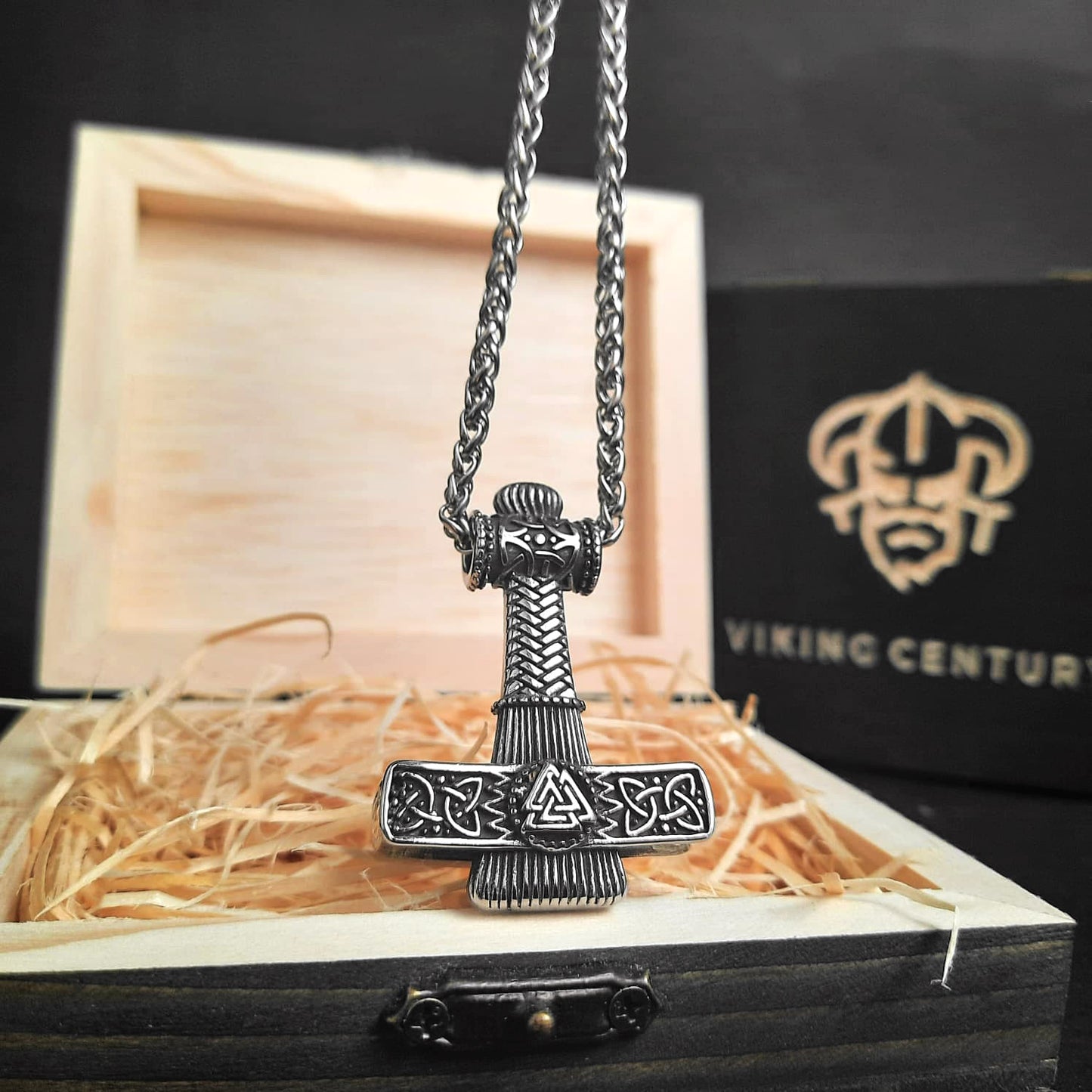 Colier Runa Valknut