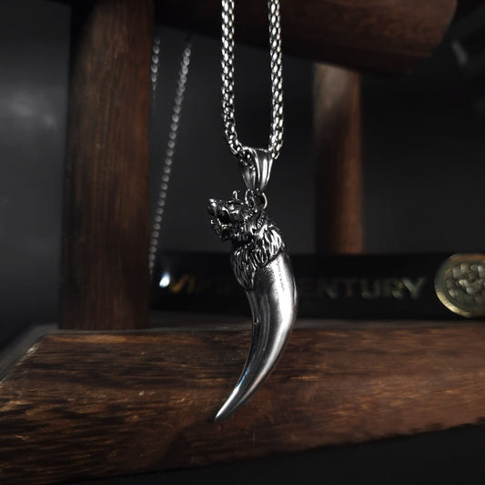 Colier Wolf Fang